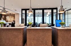 Ocean Financial Centre (D1), Office #634968541